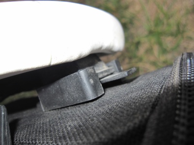 Sacoche de selle Topeak Aero Wedge Medium : Le système F11 très pratiques pour enlever et remettre la sacoche