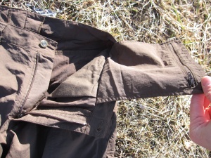 Pantalon Fjällräven MT Trousers Karl zip off, poche interne zippée "invisible"
