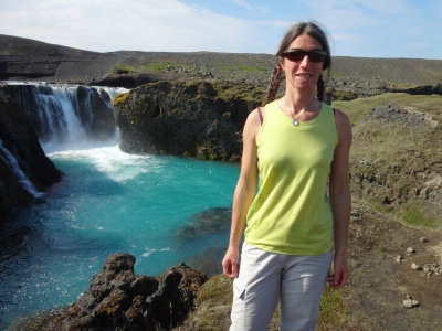 Journée estivale près des cascades en Islande