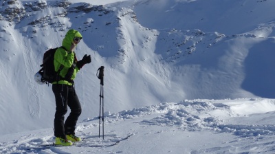 Ski de rando avec la veste Alpha FL
