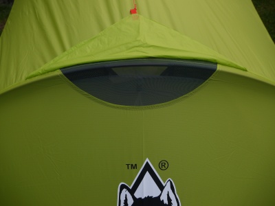 Tente CAMP Minima 3 SL - montage de l'arceau sur chambre - aération arrière