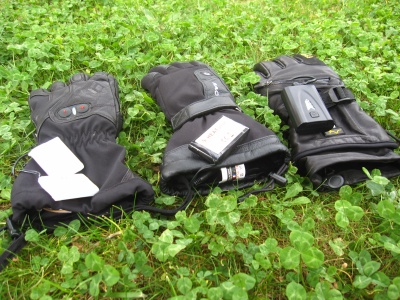 De gauche à droite : les gants chauffants Black Diamond Cayenne, Race Heatwear et Volt Titan