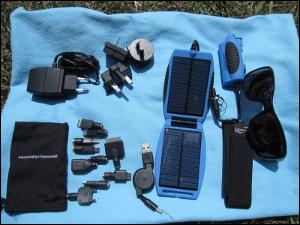 panneau-solaire-avec-batterie-powermonkey-explorer