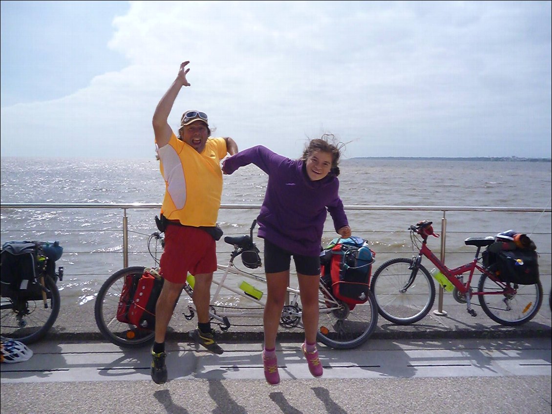 La famille Perniaux en voyage à vélo !
François, le papa, et Annabel
Photo : famille Perniaux
