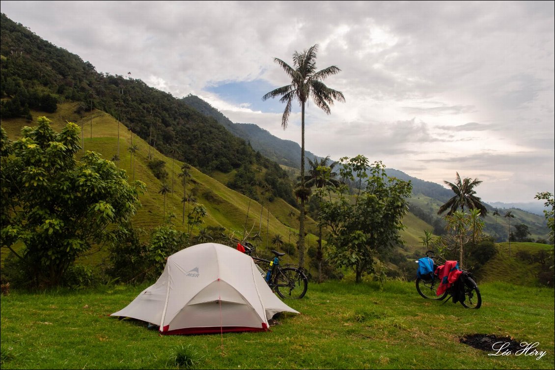 Vallée de Cocora en Colombie.
En couple à vélo en Amérique du Sud.
Photo Léo Héry
