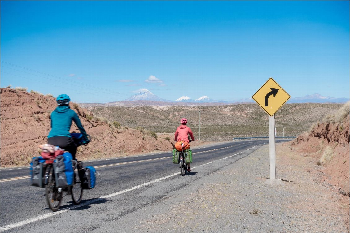 Heureusement certains axes ne sont pas bondés, mais il faut rester vigilant.
6 mois à vélo en Amérique du Sud.
Photo : Manu d'Adhémar