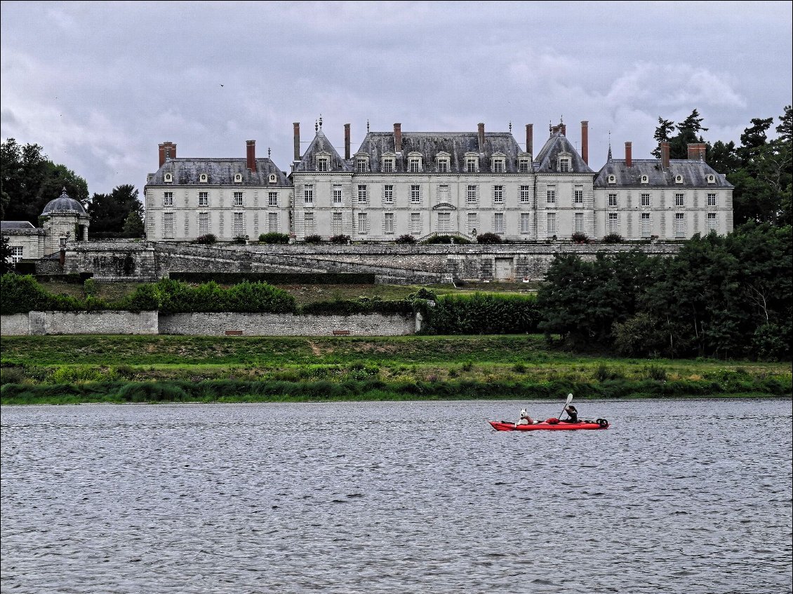 La Loire. Château majestueux à Blois
Photo Alex de Viveiros