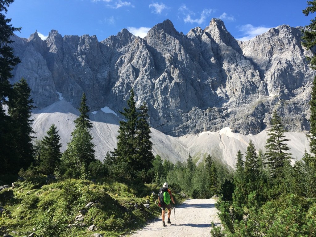 Couverture de La traversée des Alpes au fil des années : 2022 le Tirol Autrichien !